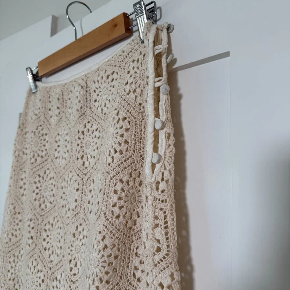 Agua Bendita Women's Floral Crochet Ivory Tove Seed Skirt Size - S - Picture 7 of 7